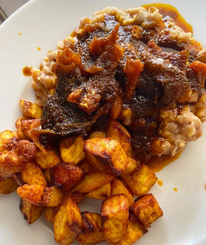 Ewa Aganyin Sauce & Beans