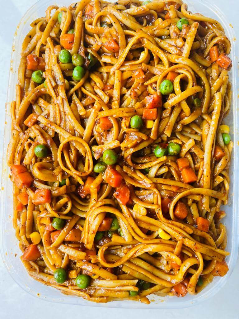 spaghetti-jollof-with-chunky-beef-chicken-dooney-s-kitchen